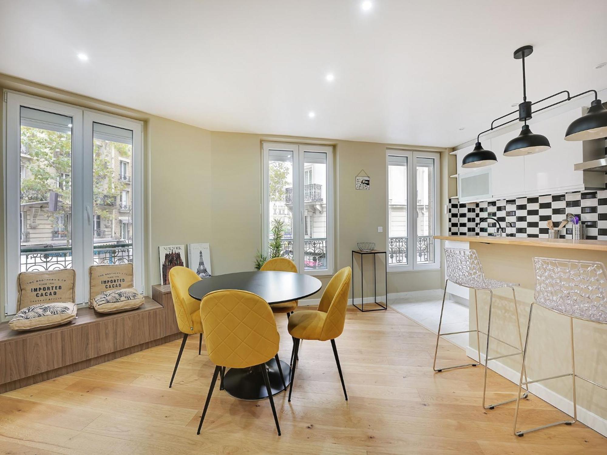 Superb 2bdr 5p Pere Lachaise Tenon Appartement Parijs